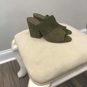 Gale Slides Treasure & Bond